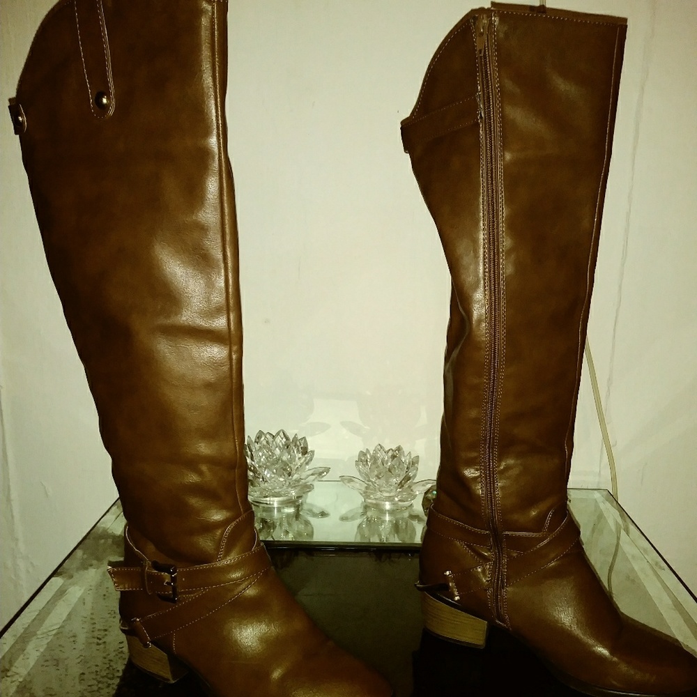 Brown boots